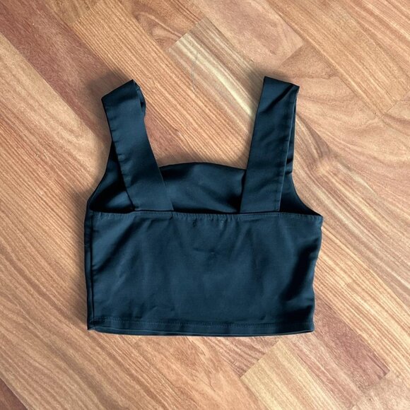 Reformation Square Neckline Sleeveless Crop Top. - Picture 2 of 5